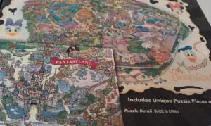 Disneyland Park - Decorative Border Puzzle 1000 Pieces (3)